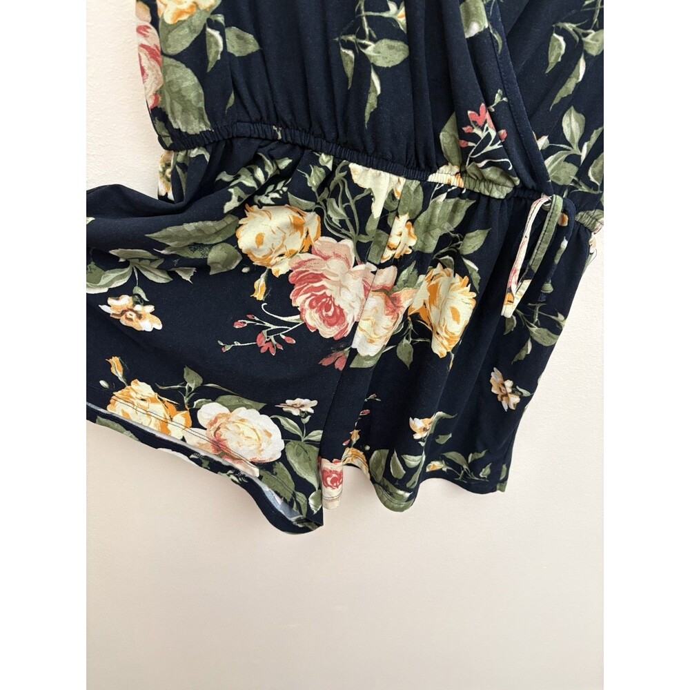 J For Justify Women’s Romper Floral XL Short Sleeve Surplice Neck Elastic Waist - Picture 8 of 11